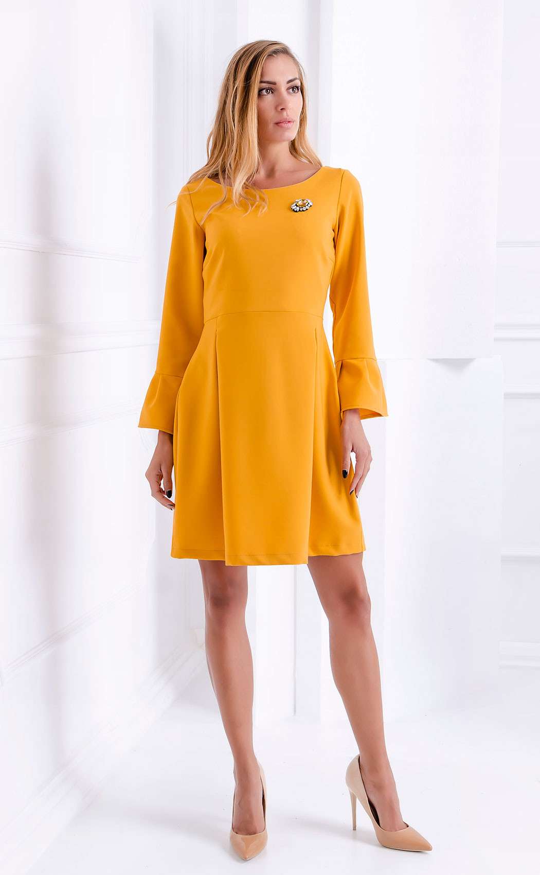 Mustard yellow fitted outlet dress