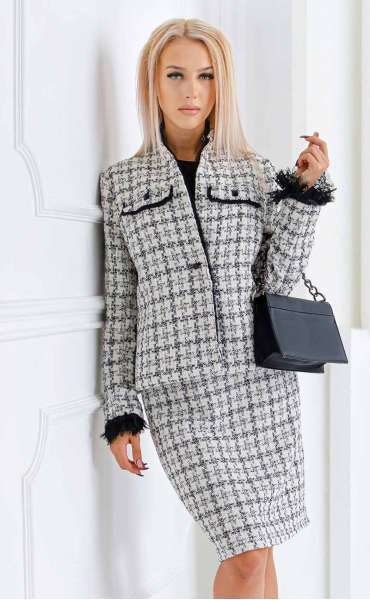 Комплекти от Букле ⭐ Елегантно дамско сако от букле в черно бяло