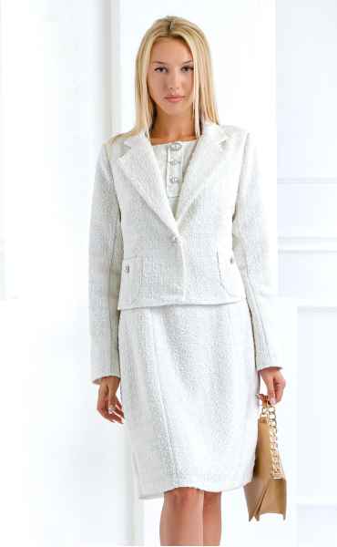 Short white jacket in soft bouclé with silver accents